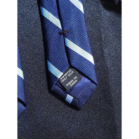 Vintage Jos A Bank Classic Men's Striped Silk Tie Navy Blue - Picture 3 of 12